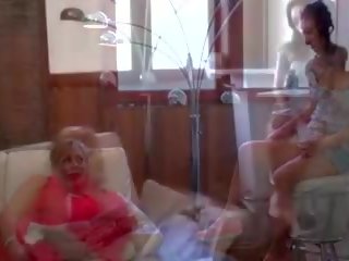 Täti näytelmiä kanssa hänen niece, vapaa aunties likainen video- 69
